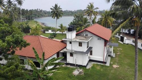 Валгама: Acquabey Surf Villa