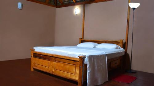 Кандакули: Genge Lake Resort Kalpitiya