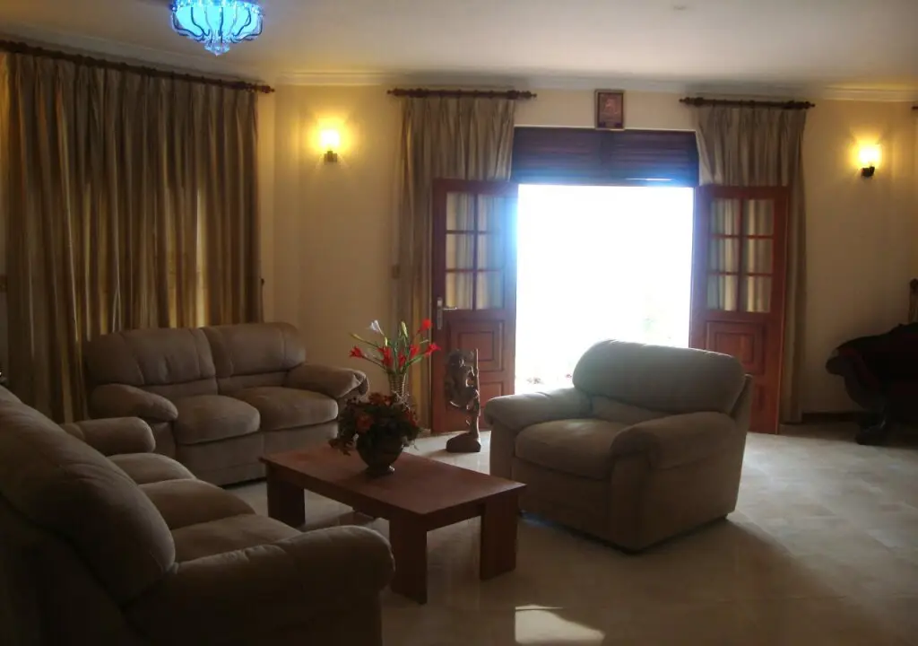 Курунегала: Senri Village Matale