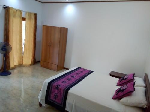 Анурадхапура: ALIYA PINK France Guesthouse