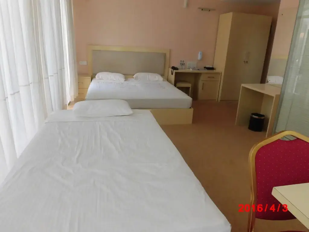 Курунегала: Grindlays Regency Hotel