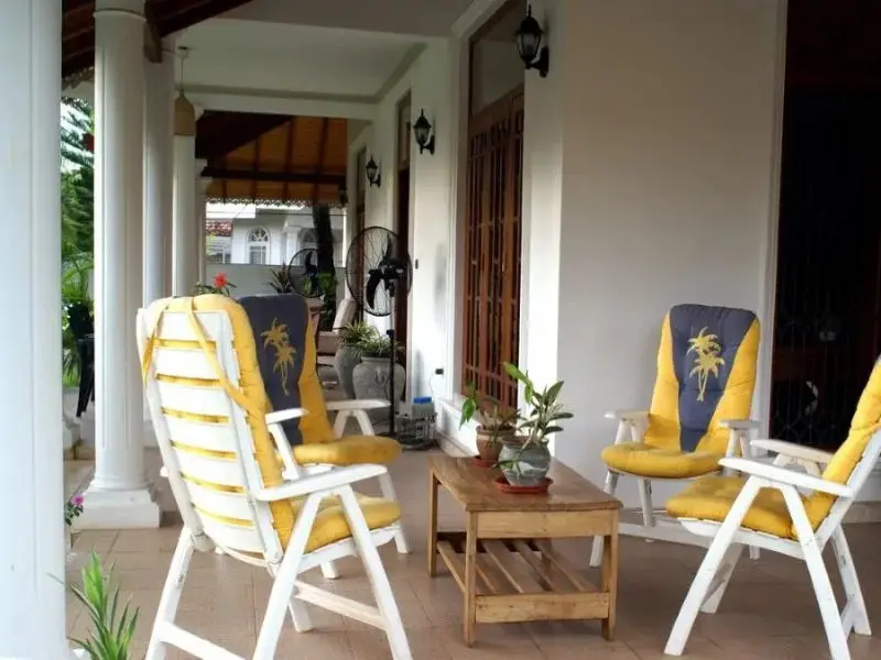 Негомбо: White House Negombo