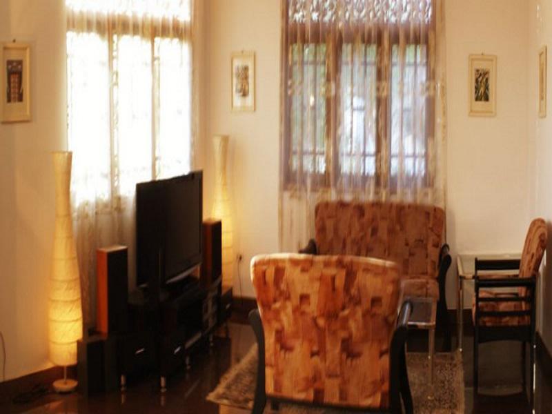 Негомбо: White House Negombo