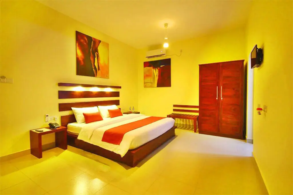 Негомбо: Sea Breeze Deluxe Inn