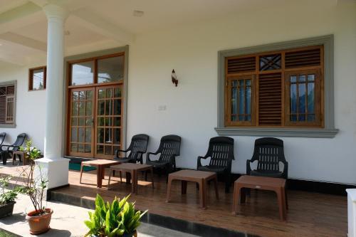 Таларамба: Samaro Resort