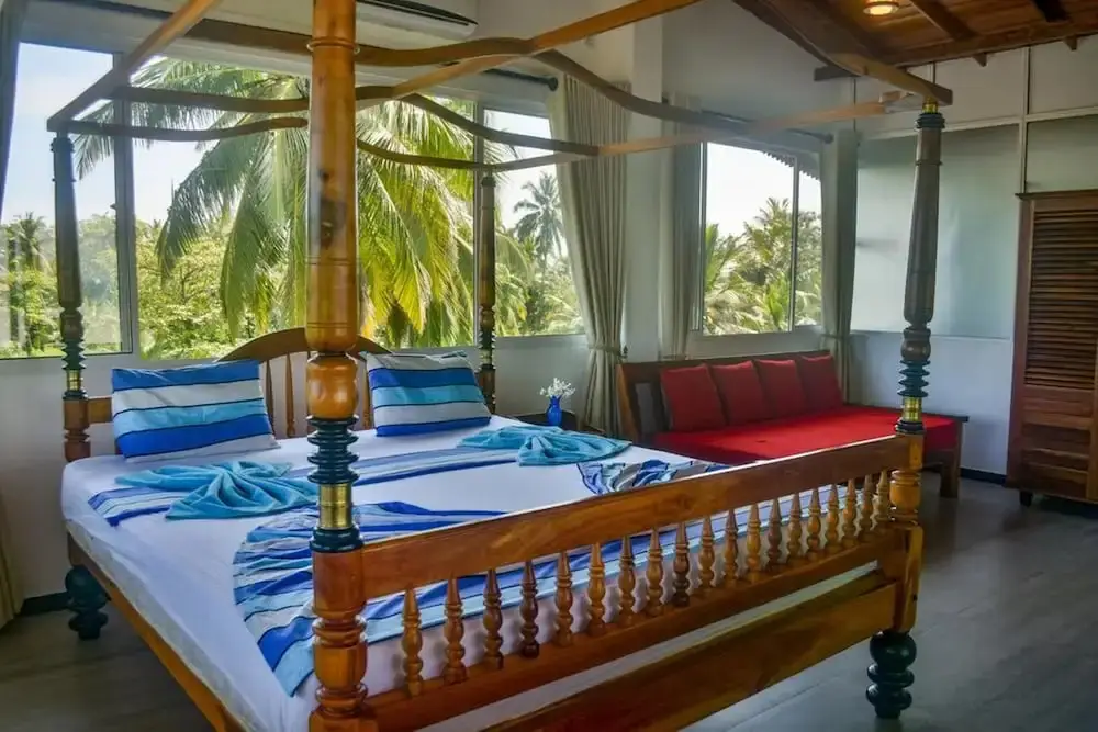 Хиккадува: Southern Coastal Villas