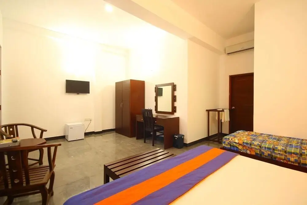 Негомбо: Sahasra Hotel