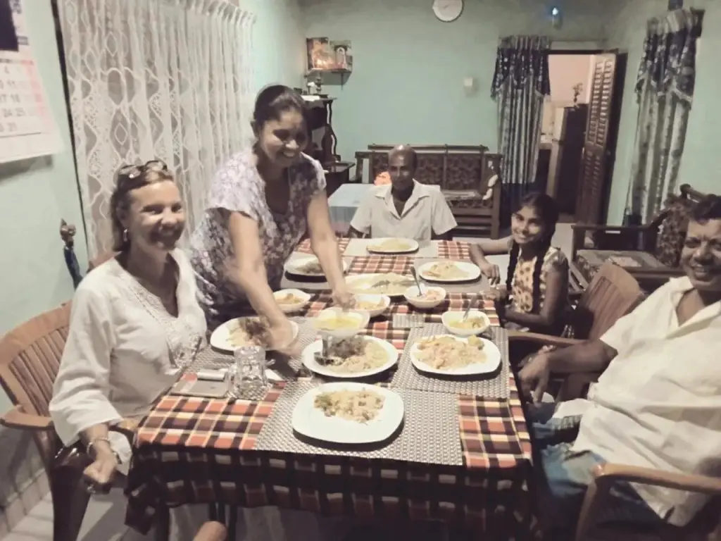 Унакурува: Nethmi Homestay & Restaurant