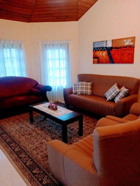 Бандаравела: Windsor Forest Bungalow