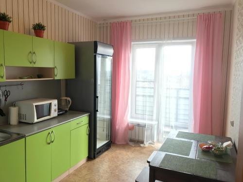 Псков: Apartment Izhorskogo Batalyona 11