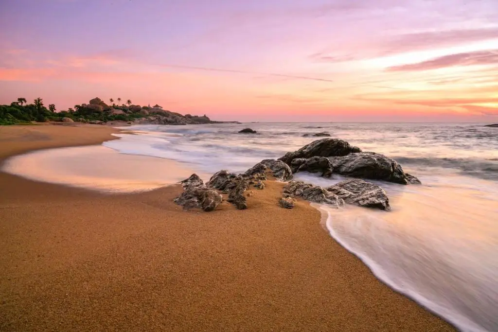 Киринда: Beach Bungalows & Beach Camping