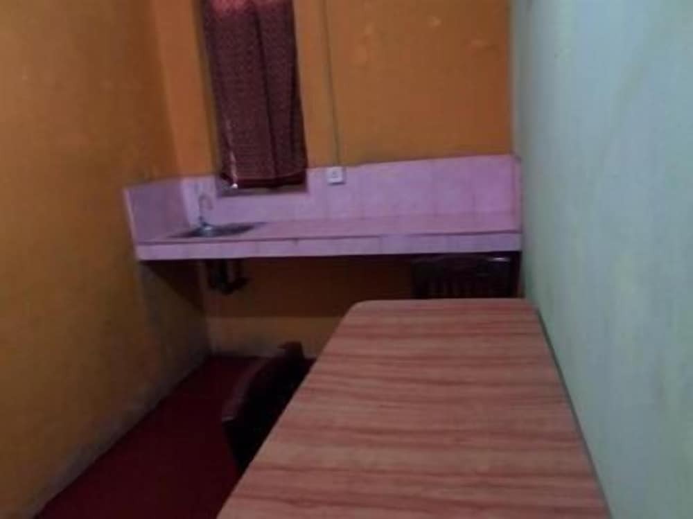 Pradeepa Guest House — фото 1