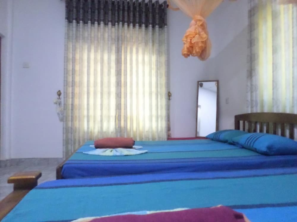 Полоннарува: Pradeepa Guest House