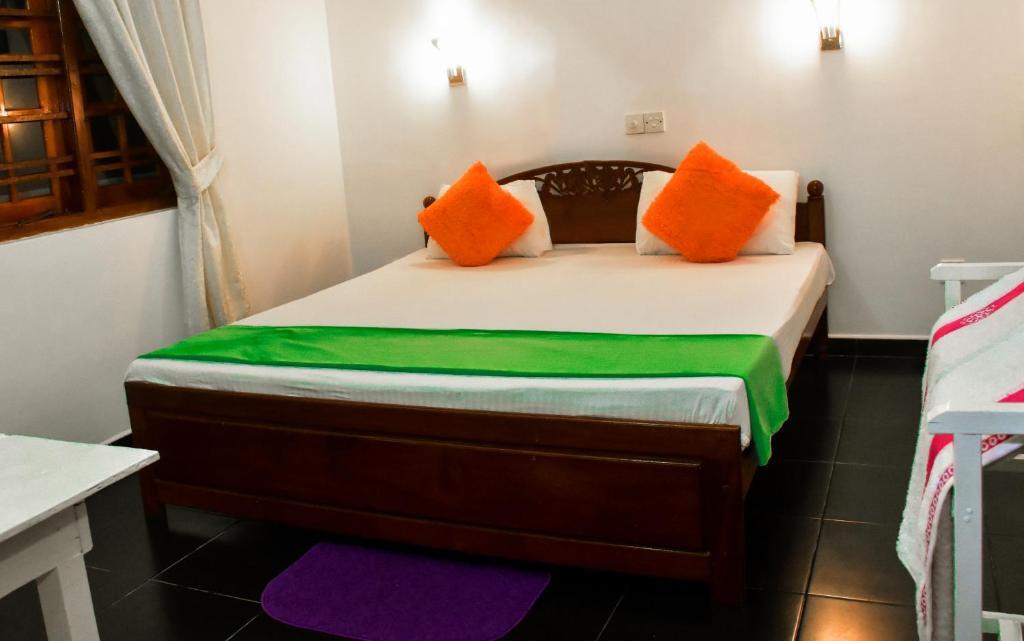 Хиккадува: Mali Guest House