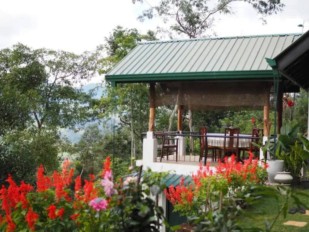Канди: Florence Cottage