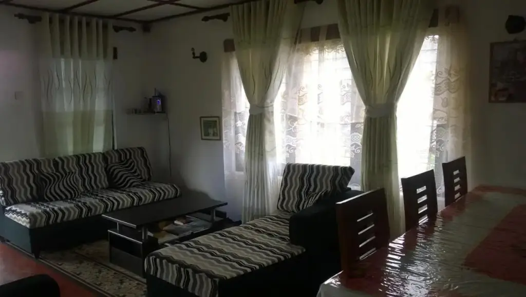 Нувара-Элия: Srihelyes Inn