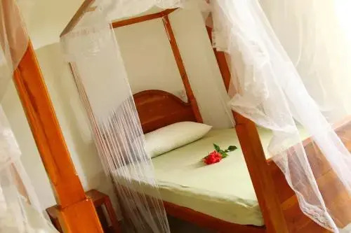 Киринда: Kamlo Beach Resort