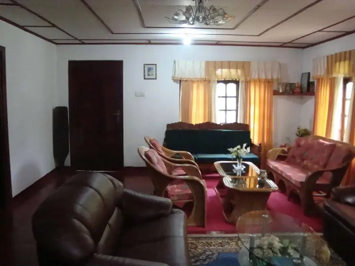 Нувара-Элия: Andrews Hostel
