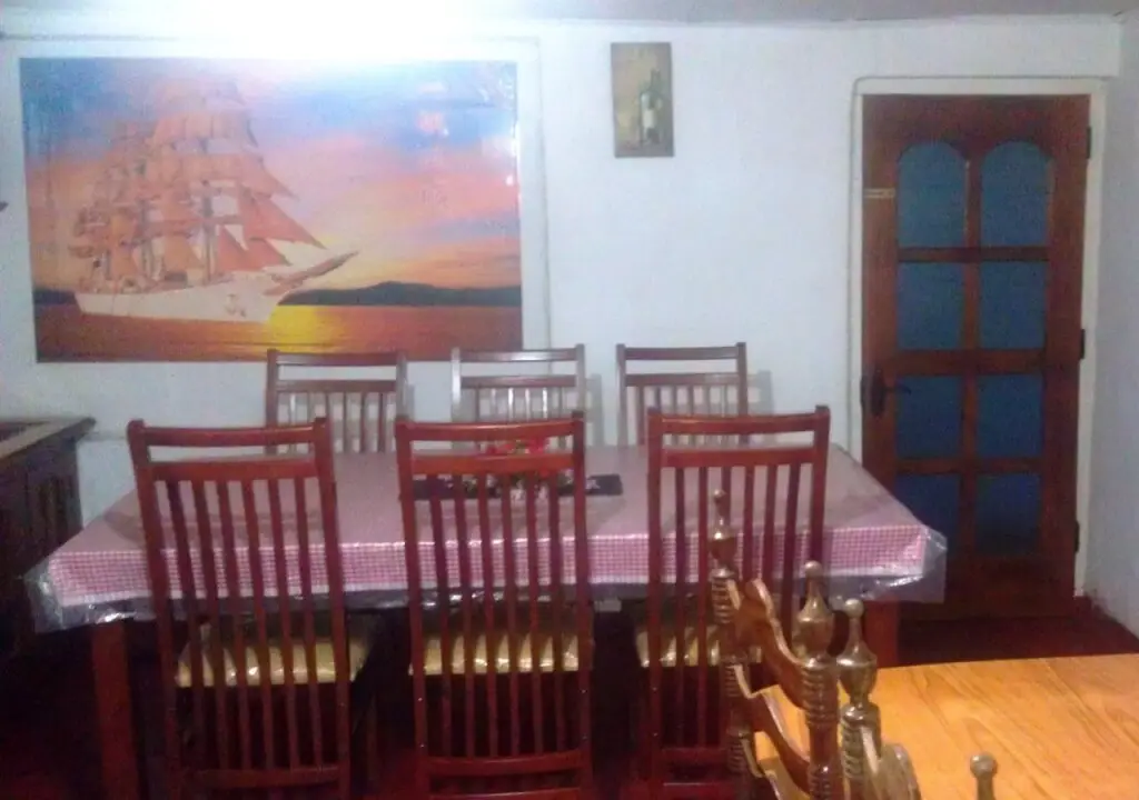 Нувара-Элия: Andrews Hostel