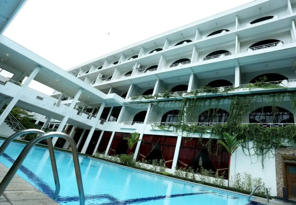 Курунегала: Kandyan Reach Hotel