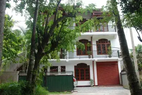 Канди: Star Home Stay
