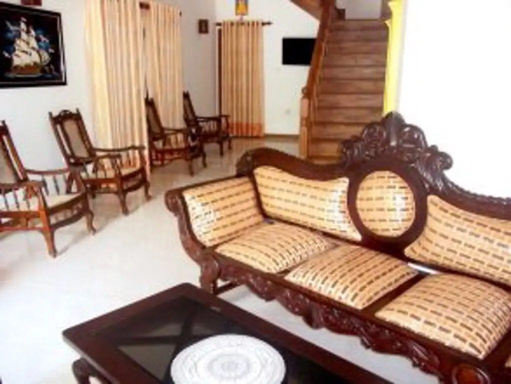 Хиккадува: Villa Nimsha