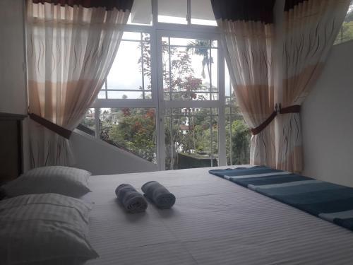 Канди: Guesthouse 71