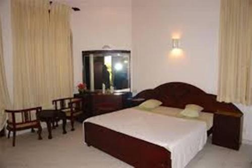 Анурадхапура: Samanala Hotel & Resturance