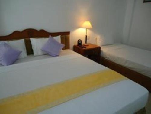 Анурадхапура: Samanala Hotel & Resturance