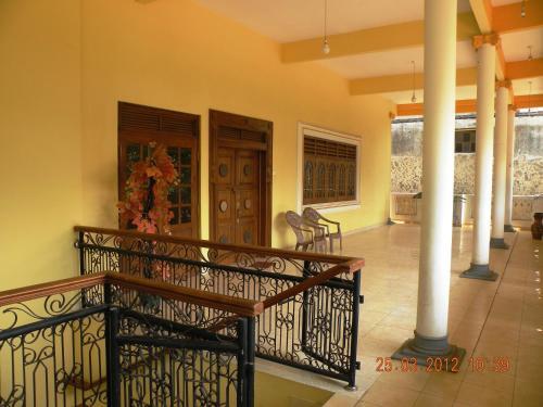 Негомбо: Henderson Airport Residence