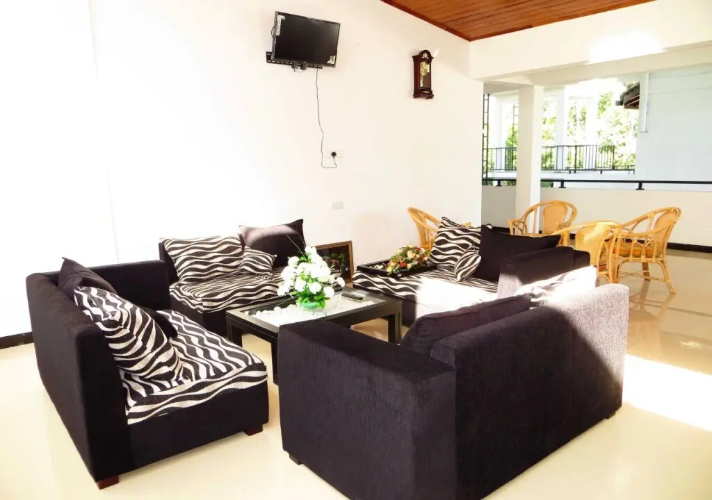 Катарагама: Sunsung Chiththa Holiday Resort