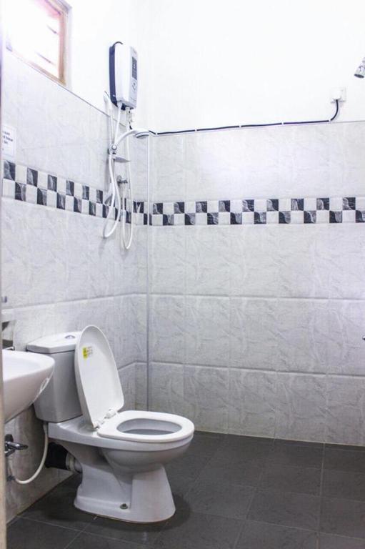 Полоннарува: Sanctuary Cove Guest House