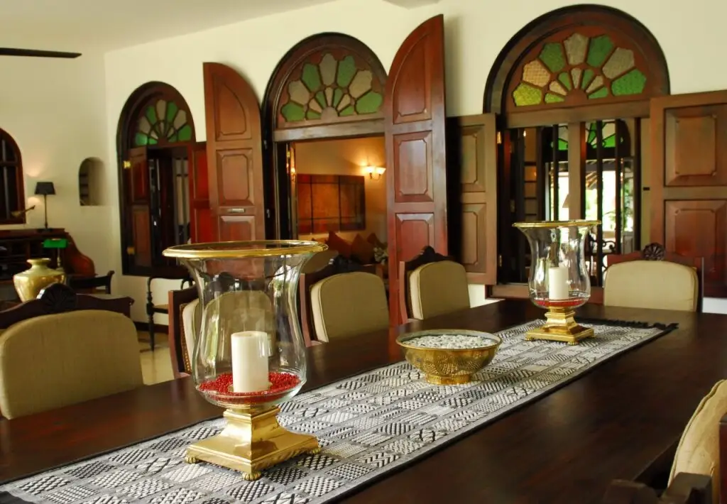 Канди: Clingendael Hotel