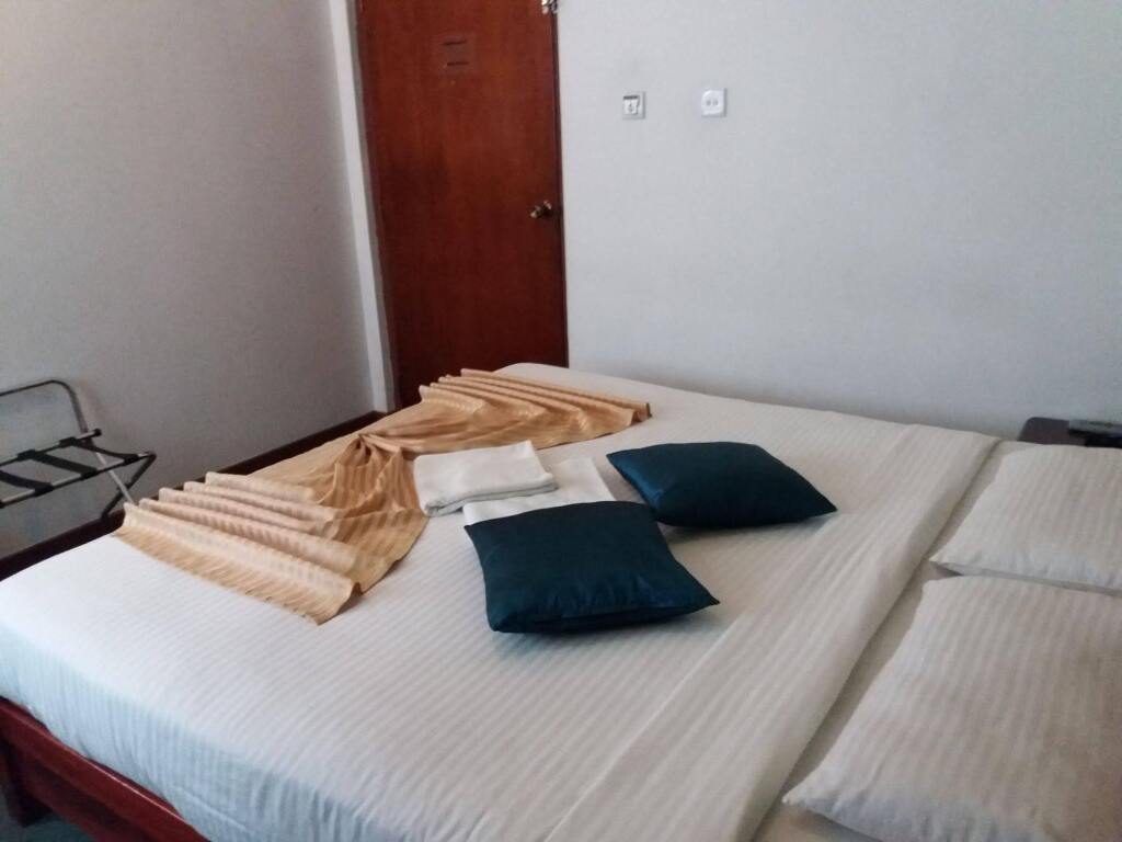 Нувара-Элия: Binota Hotel