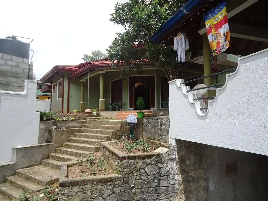 Бандаравела: Mountains Edge Holiday Inn & Family Bungalow