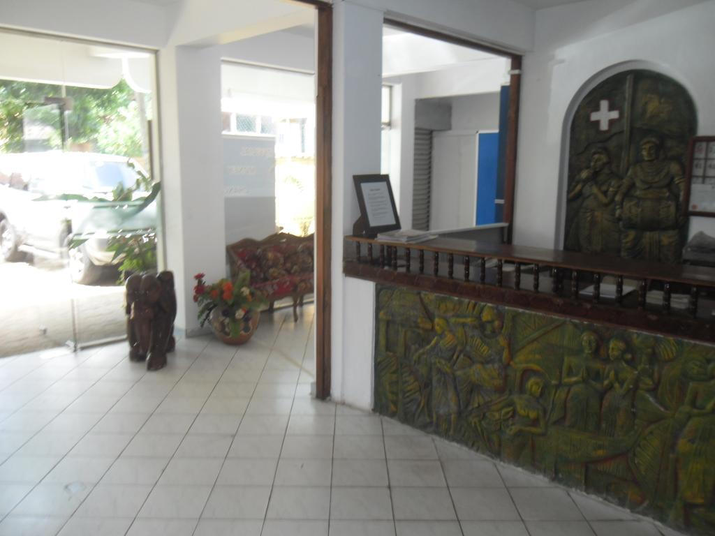 Хиккадува: Hotel Wewala Beach