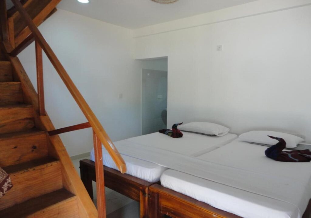 Аругам-Бэй: Yoho Hotel Arugambay Beach Inn