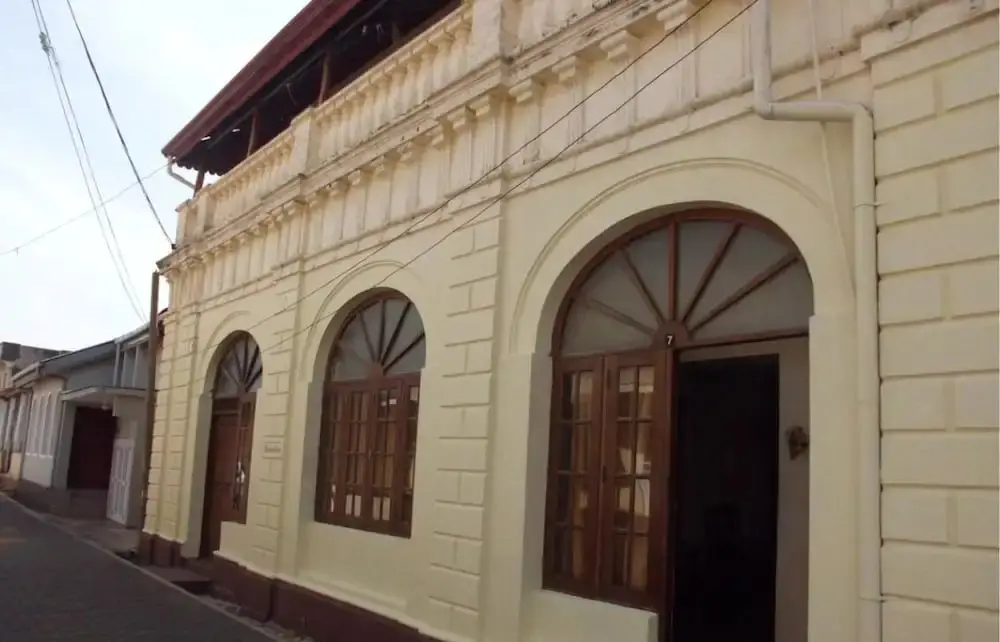 Галле: Beatrice House