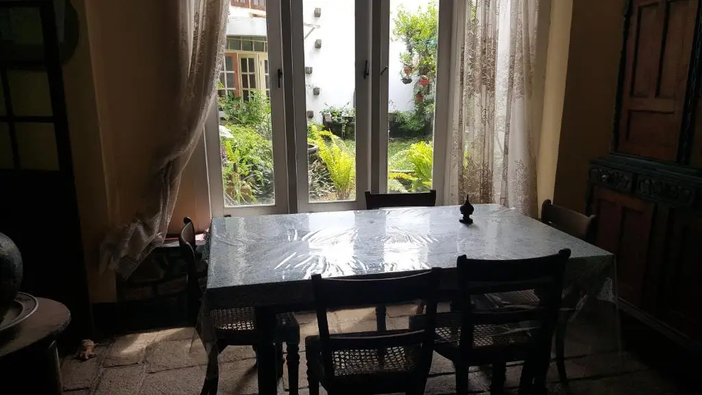 Галле: Beatrice House