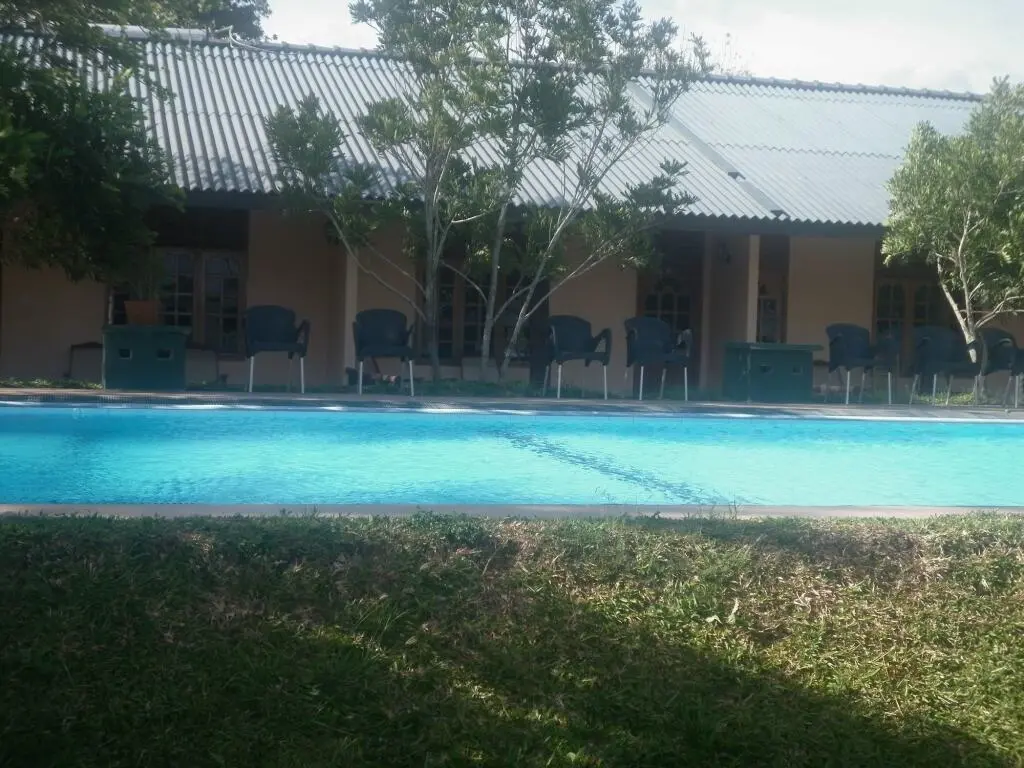 Виравила: Wila Safari Hotel