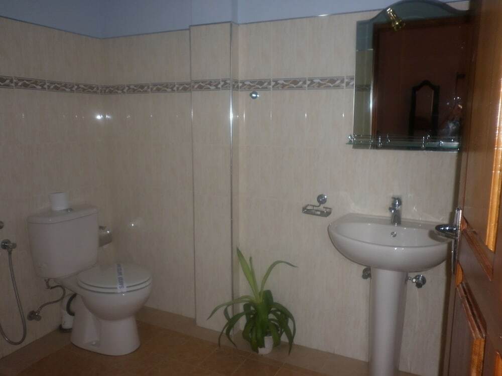 Виравила: Wila Safari Hotel
