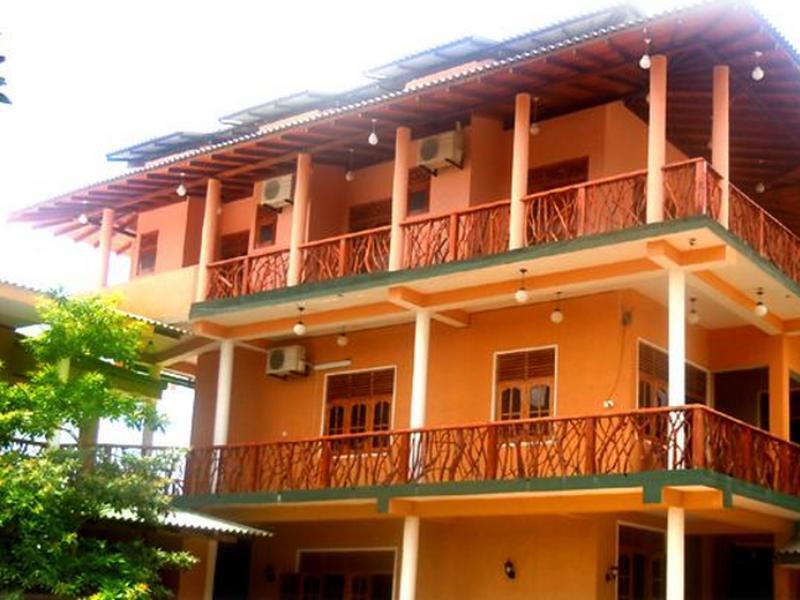 Виравила: Wila Safari Hotel