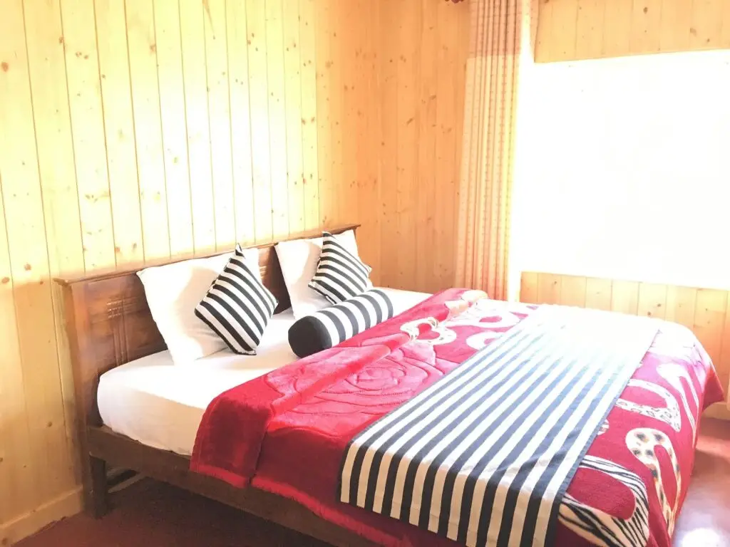 Нувара-Элия: Blue Moon Hotel