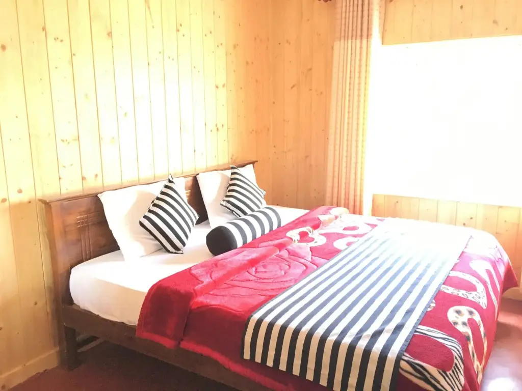 Нувара-Элия: Blue Moon Hotel