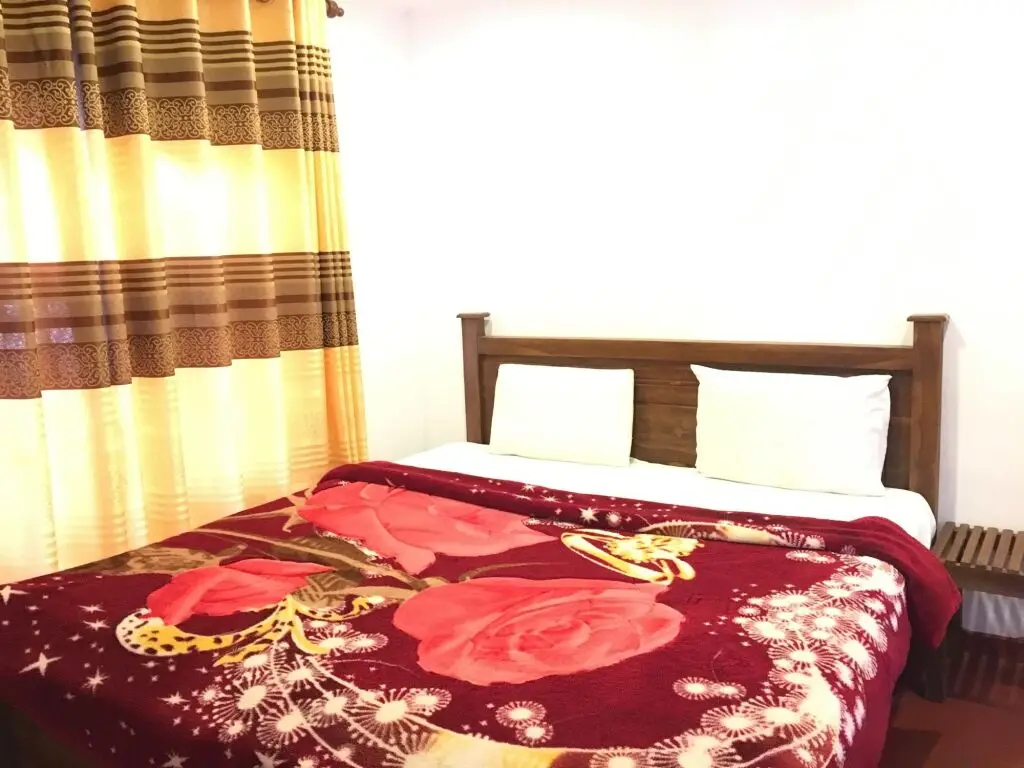 Нувара-Элия: Blue Moon Hotel