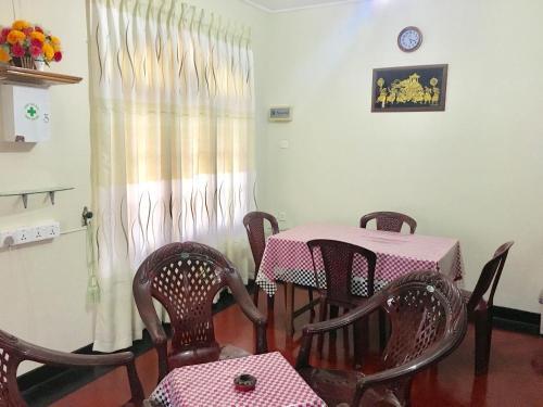 Полоннарува: Hansa Holiday Homes