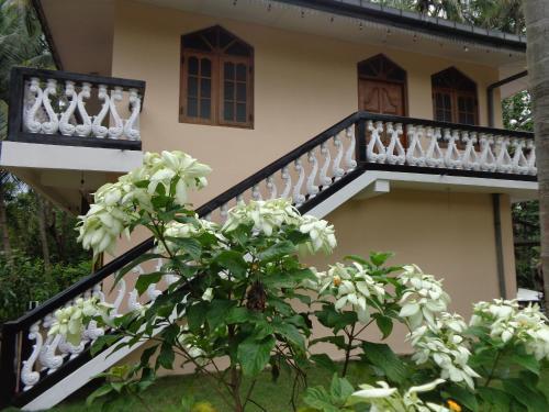 Полоннарува: Hansa Holiday Homes