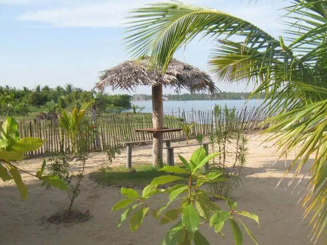 Баттикалоа: Deep Sea Resort Batticaloa