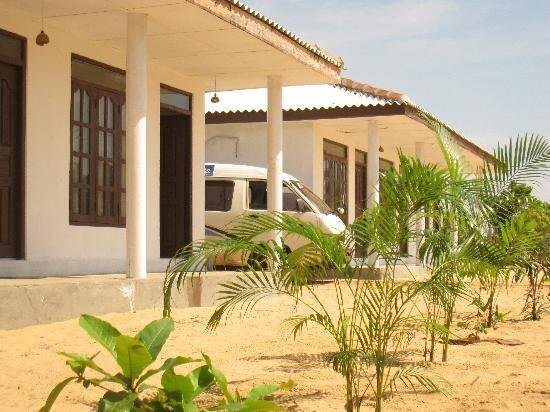 Баттикалоа: Deep Sea Resort Batticaloa