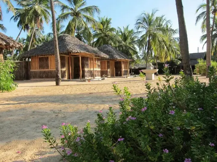 Кандакули: Funky Far Nest Tropical Resort